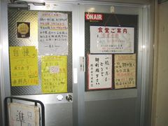 摜y[W